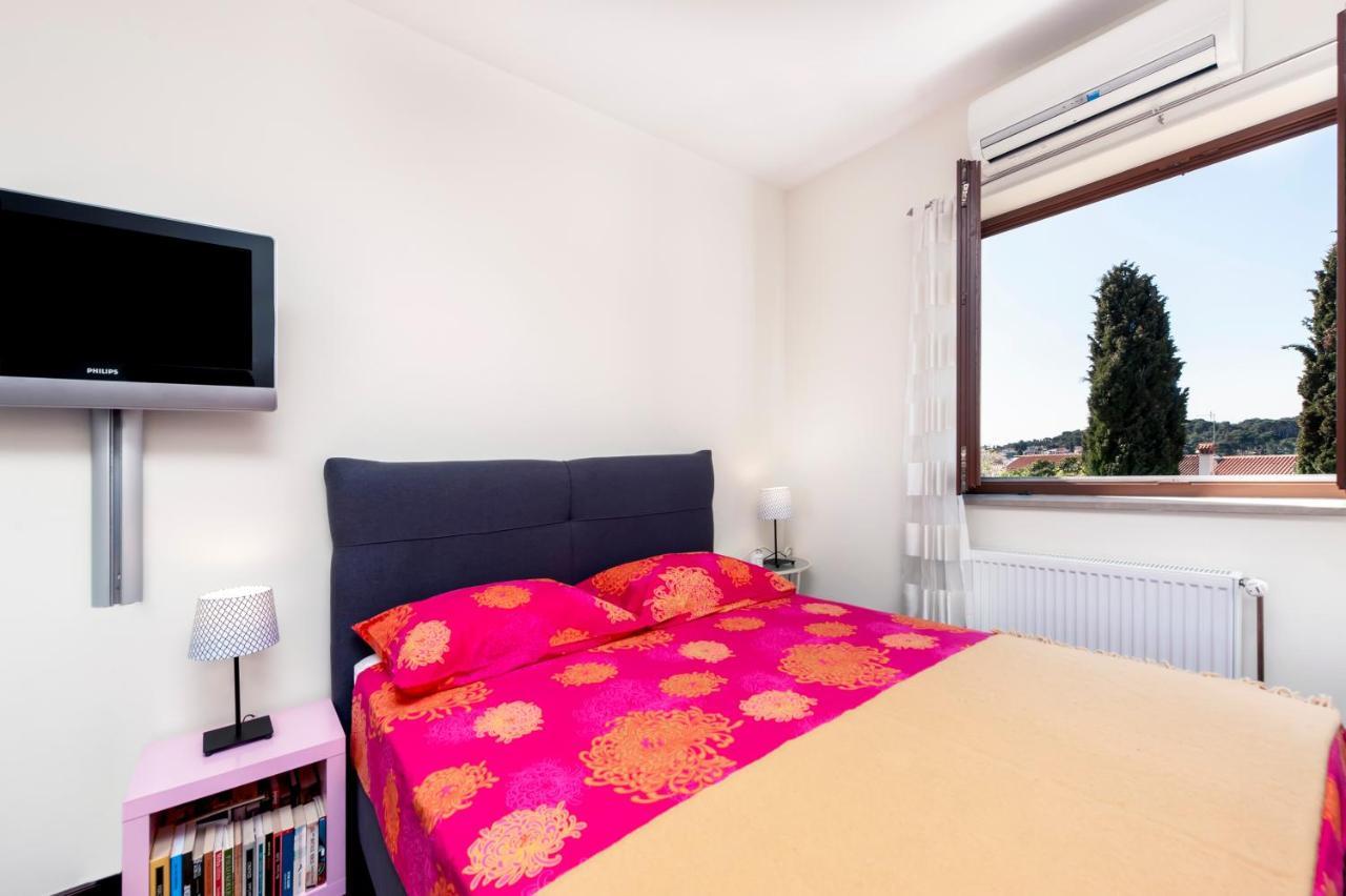 Apartment Mia ロヴィニ エクステリア 写真